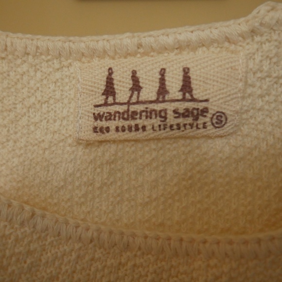 white sweater - Picture 5 of 7